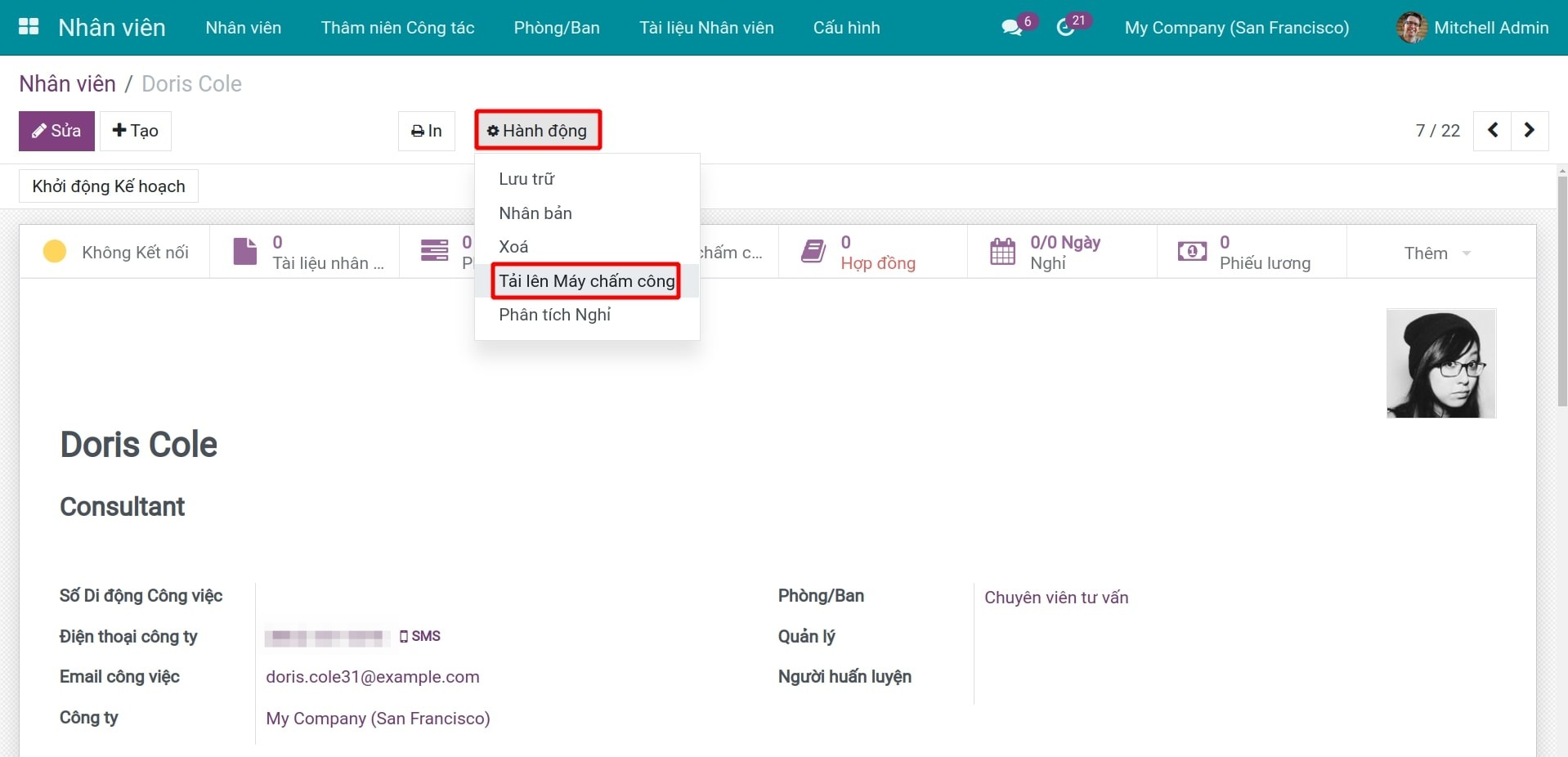 Tải nhân viên lên máy chấm công