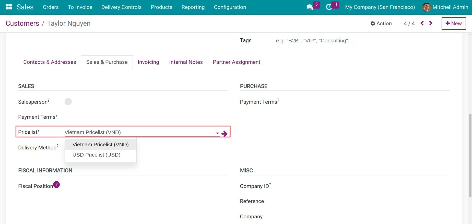 Select a default pricelist for a customer