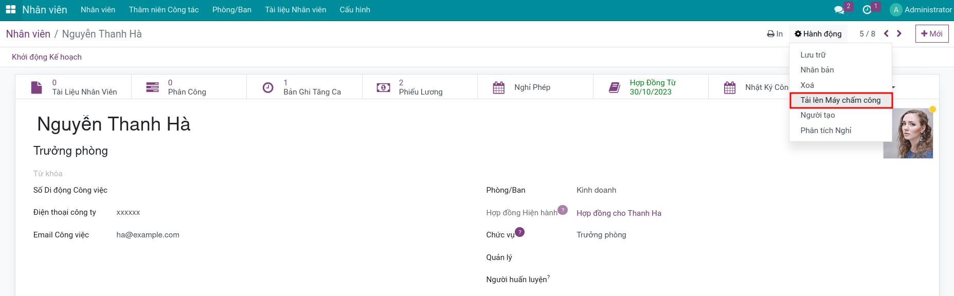 Tải nhân viên lên máy chấm công