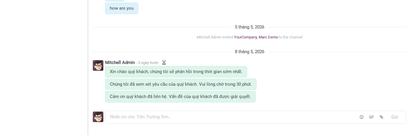 Zalo conversation in Discuss — multiple consecutive messages from the same person are grouped with one shared status icon (hourglass: pending send)
