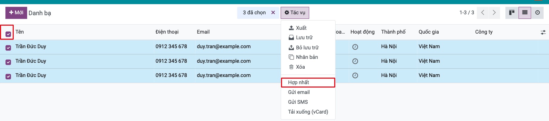 Ba liên hệ trùng được chọn và tác vụ Hợp nhất trong menu Tác vụ